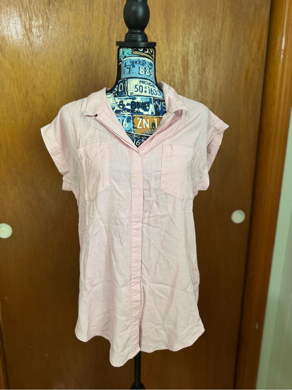 NWT Jachs Girlfriend New York Light Pink Rayon Short Sleeve Button-Down Tunic